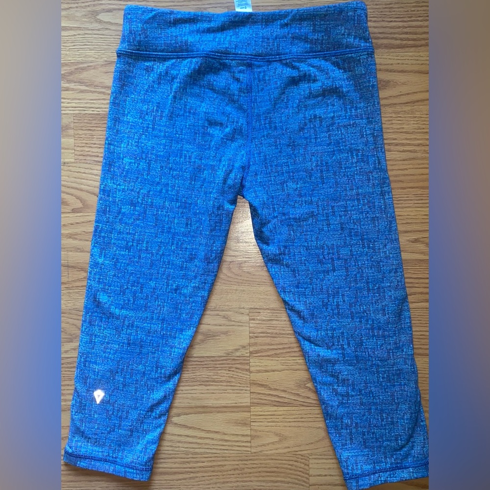 Lululemon GIRLS size 12 tights // lulu tights